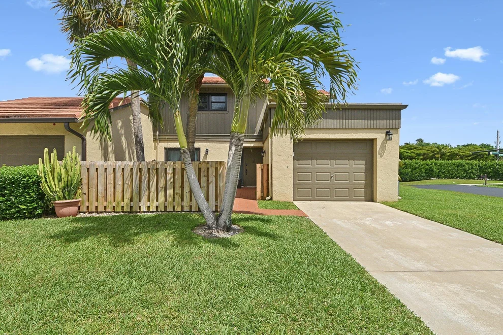 Unit for sale at 11063 Oakdale Road, Boynton Beach, FL 33437