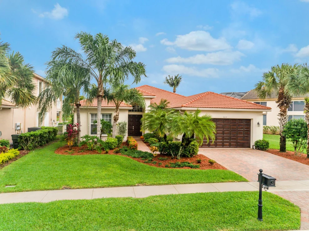 Unit for sale at 4614 Mariners Cove Drive, Wellington, FL 33449