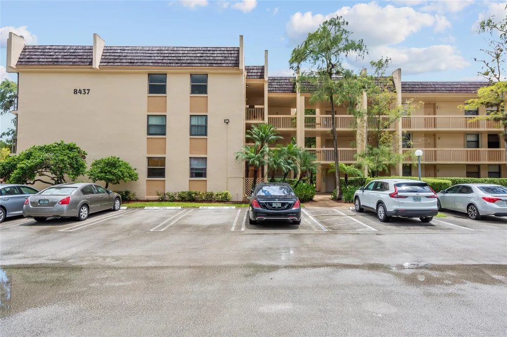 Unit for sale at 8437 Forest Hills Drive, Coral Springs, FL 33065