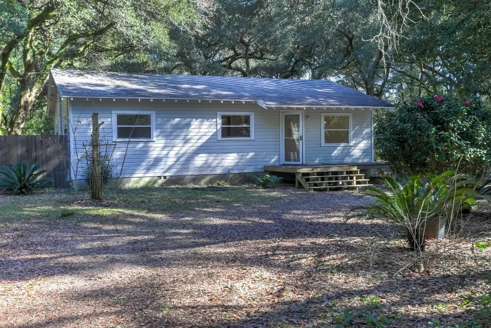 Unit for sale at 4827 Sierra Drive, Pensacola, FL 32526