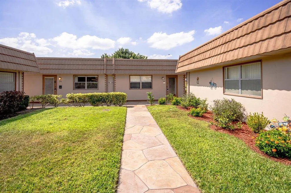 Unit for sale at 355 Seville O, Delray Beach, FL 33446