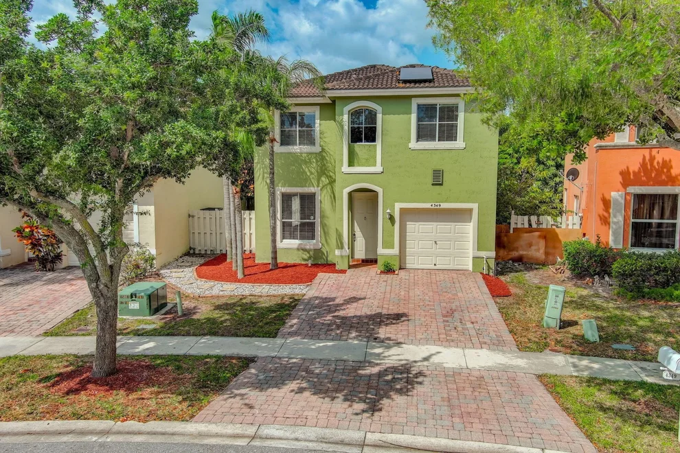 Unit for sale at 4349 Lake Tahoe Circle, West Palm Beach, FL 33409