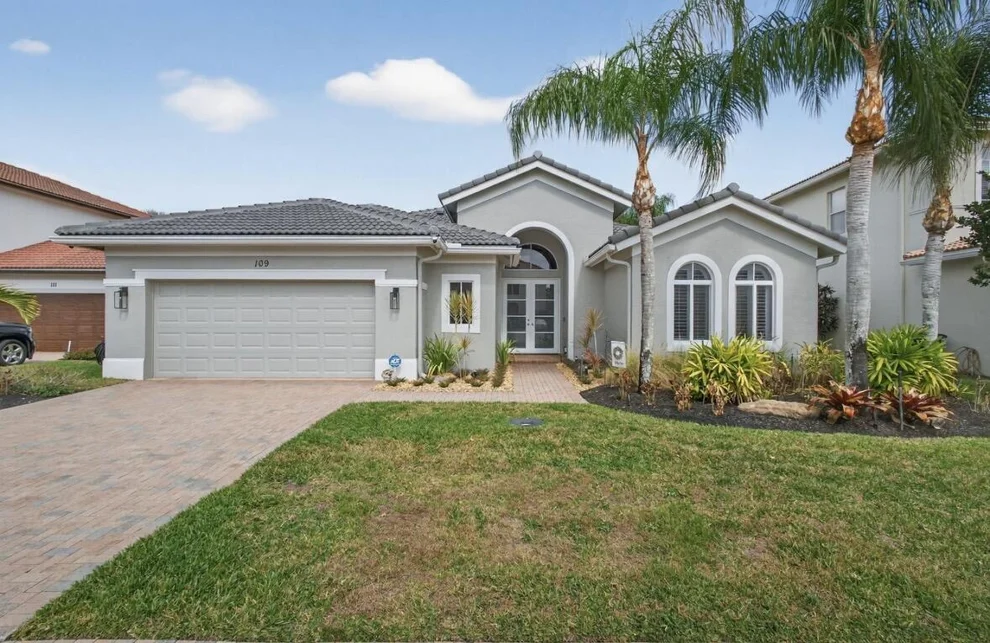 Unit for sale at 109 Isola Circle, Royal Palm Beach, FL 33411