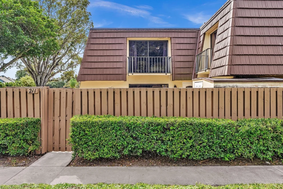 Unit for sale at 211 2nd Court, Palm Beach Gardens, FL 33410