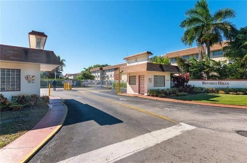 Unit for sale at 5300 Washington Street, Hollywood, FL 33021