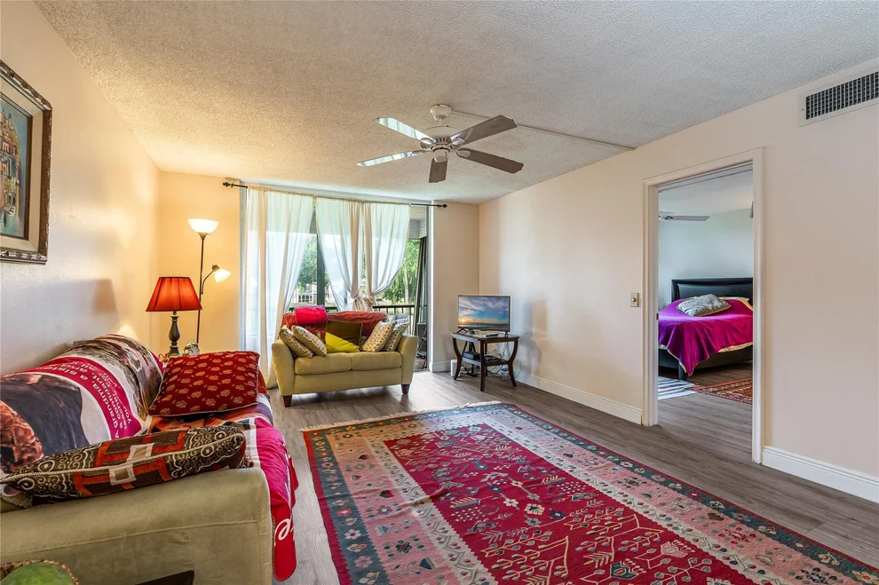 Unit for sale at 8930 S Hollybrook Boulevard, Pembroke Pines, FL 33025