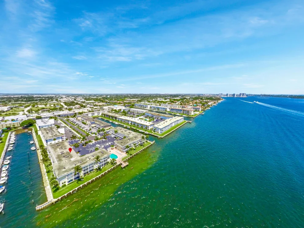 Unit for sale at 100 Doolen Court, North Palm Beach, FL 33408