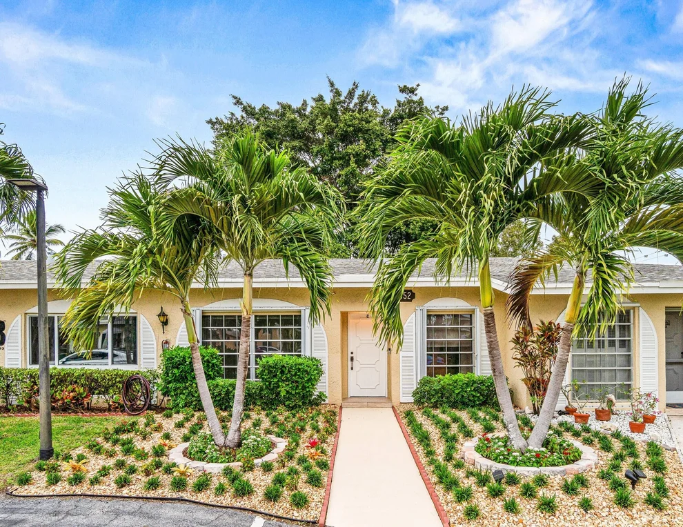 Unit for sale at 13552 Via Flora, Delray Beach, FL 33484