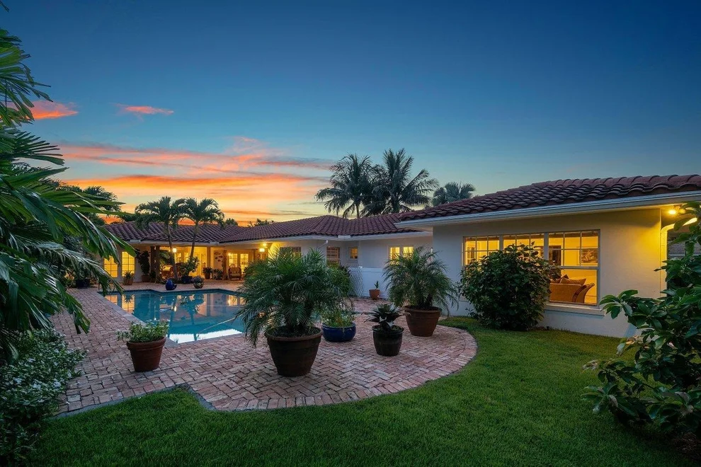 Unit for sale at 200 Cascade Lane, Palm Beach Shores, FL 33404