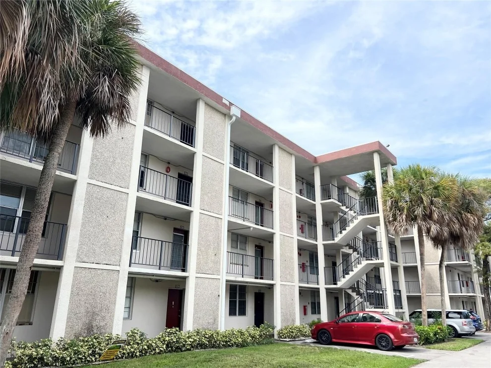 Unit for sale at 2650 NW 49th Avenue, Lauderdale Lakes, FL 33313