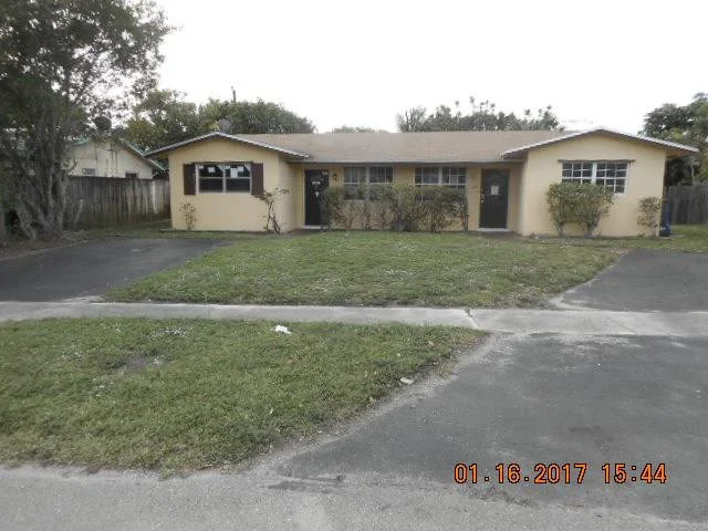 Unit for sale at 1431 NW 58th Avenue, Lauderhill, FL 33313