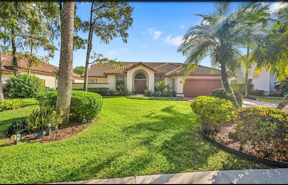Unit for sale at 5200 NW 67th Avenue, Lauderhill, FL 33319