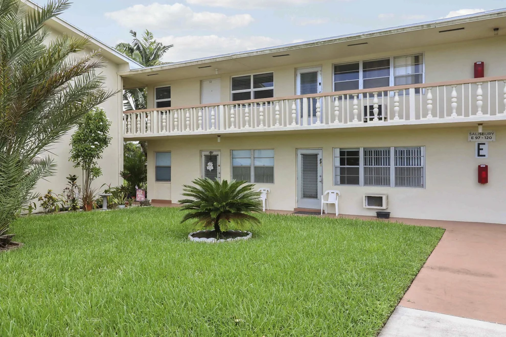 Unit for sale at 112 Salisbury, West Palm Beach, FL 33417