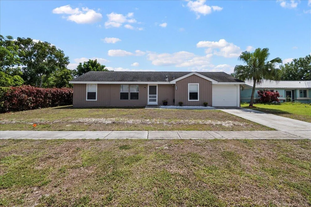 Unit for sale at 1057 Grandview Circle, Royal Palm Beach, FL 33411