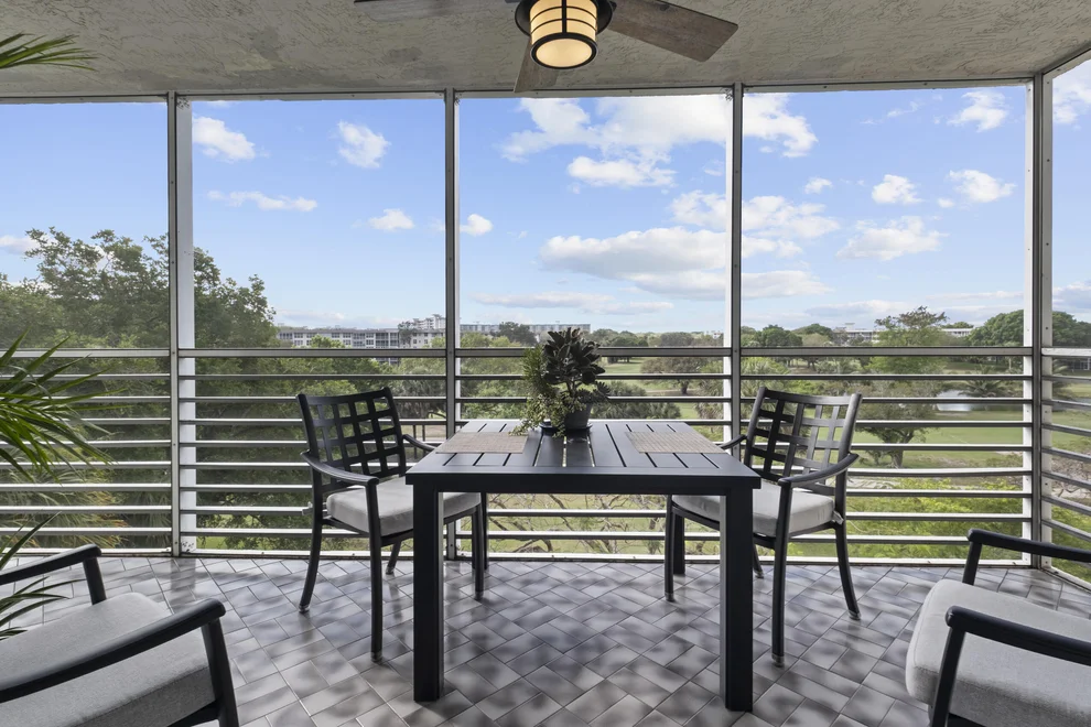 Unit for sale at 3520 Oaks Way, Pompano Beach, FL 33069