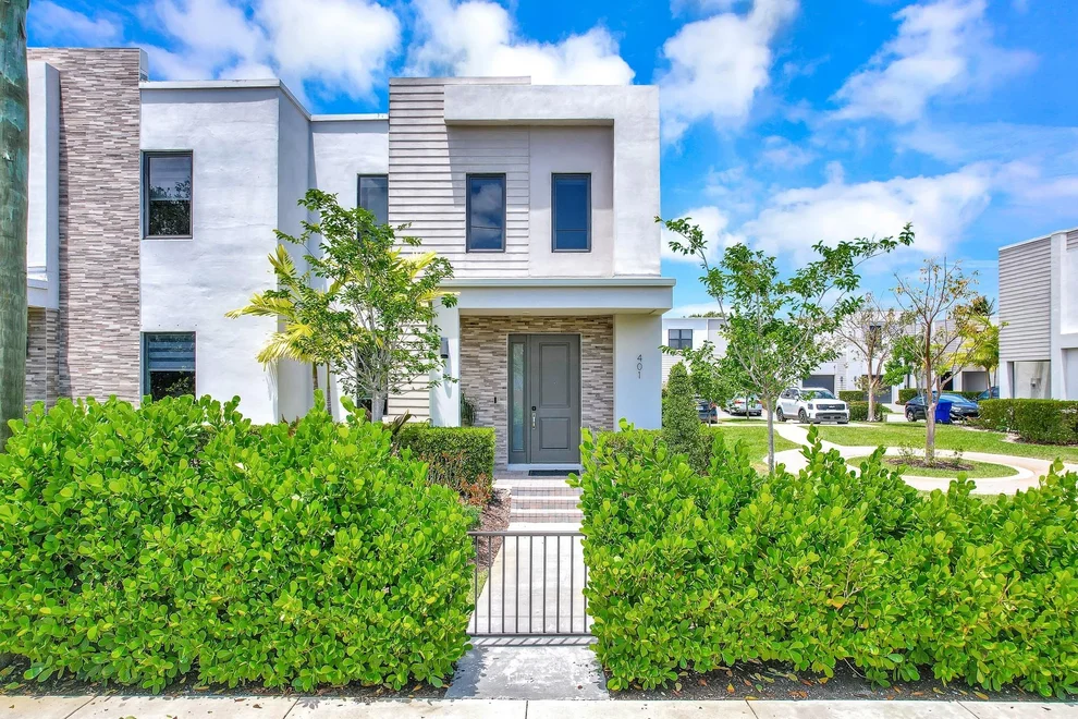 Unit for sale at 401 NW 17th Street, Fort Lauderdale, FL 33311