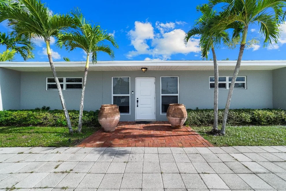 Unit for sale at 9356 Bloomfield Drive, Palm Beach Gardens, FL 33410