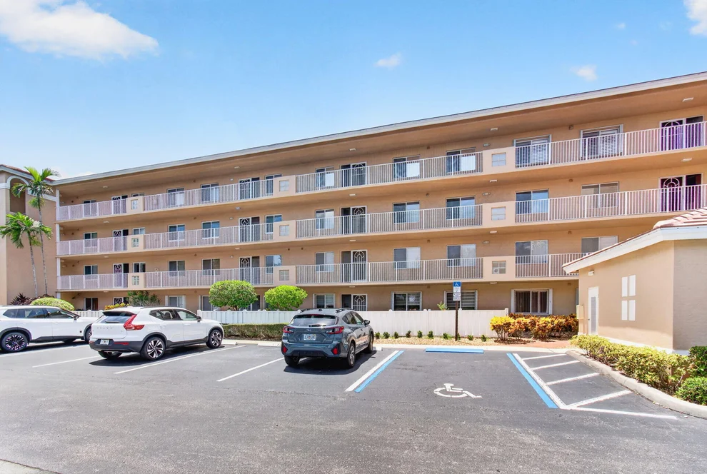 Unit for sale at 5746 CRYSTAL SHORES Drive, Boynton Beach, FL 33437