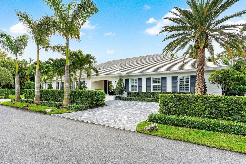 Unit for sale at 11 Driftwood Landing Road, Gulf Stream, FL 33483