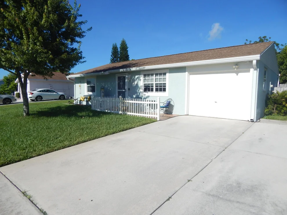 Unit for sale at 1361 Donwoods Lane, Royal Palm Beach, FL 33411