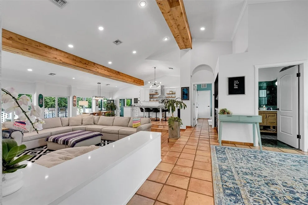 Unit for sale at 2739 Oak Tree Lane, Fort Lauderdale, FL 33309