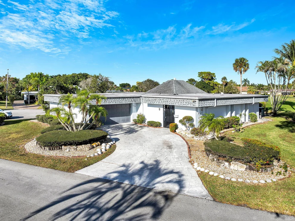 Unit for sale at 5106 Yellow Pine Lane, Tamarac, FL 33319