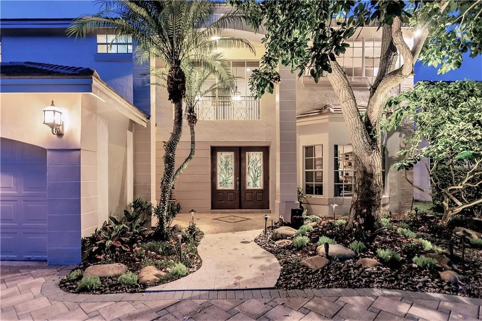 Unit for sale at 780 Verona Lake Drive, Weston, FL 33326
