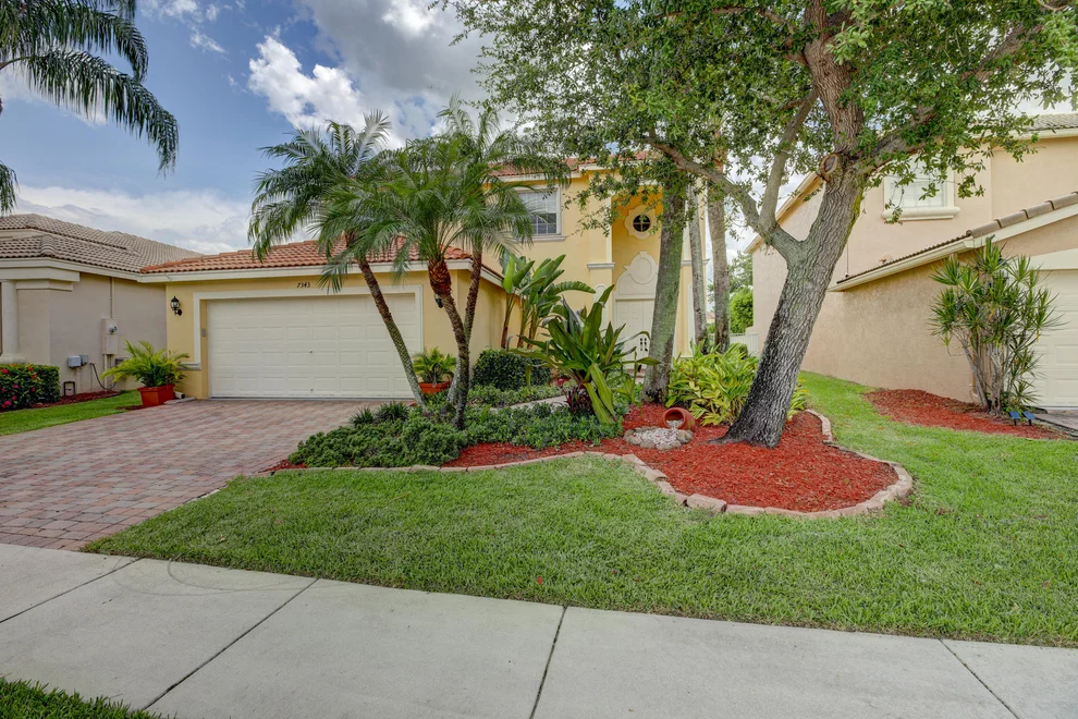 Unit for sale at 7343 Via Leonardo, Lake Worth, FL 33467