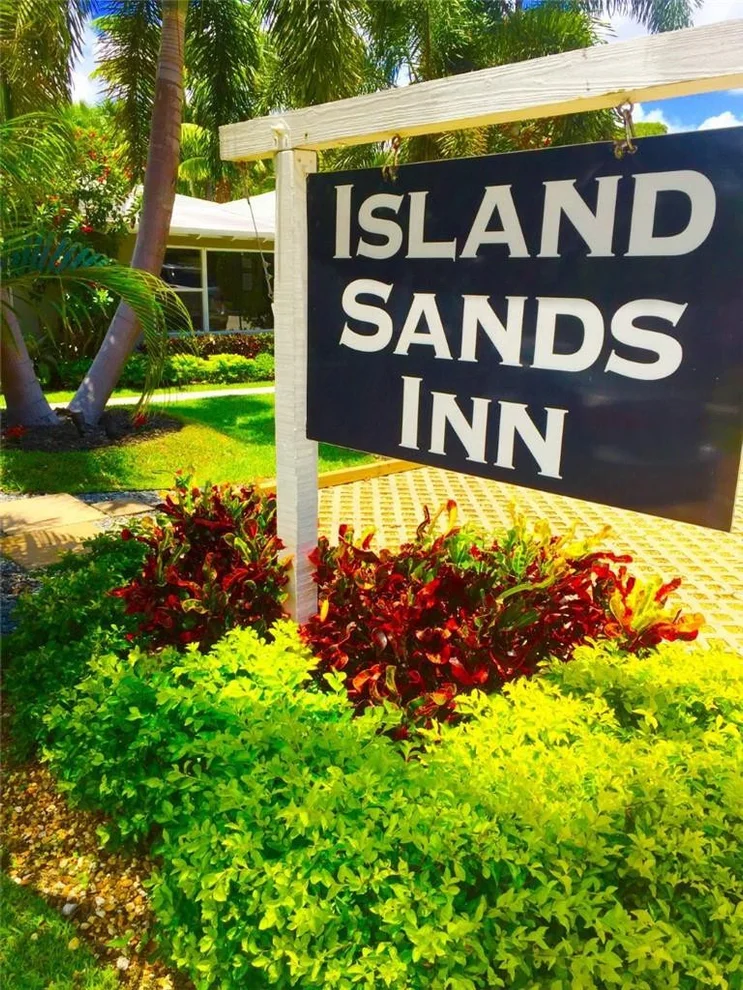 Unit for sale at 2409 NE 7th Avenue, Wilton Manors, FL 33305
