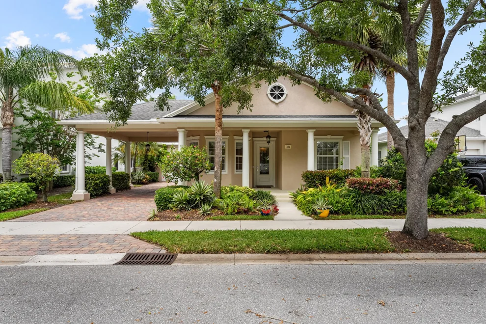 Unit for sale at 326 Caravelle Drive, Jupiter, FL 33458