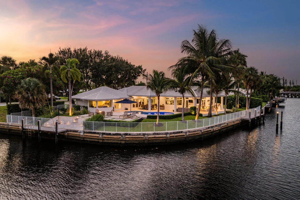 Unit for sale at 1200 Cypress Way, Boca Raton, FL 33486