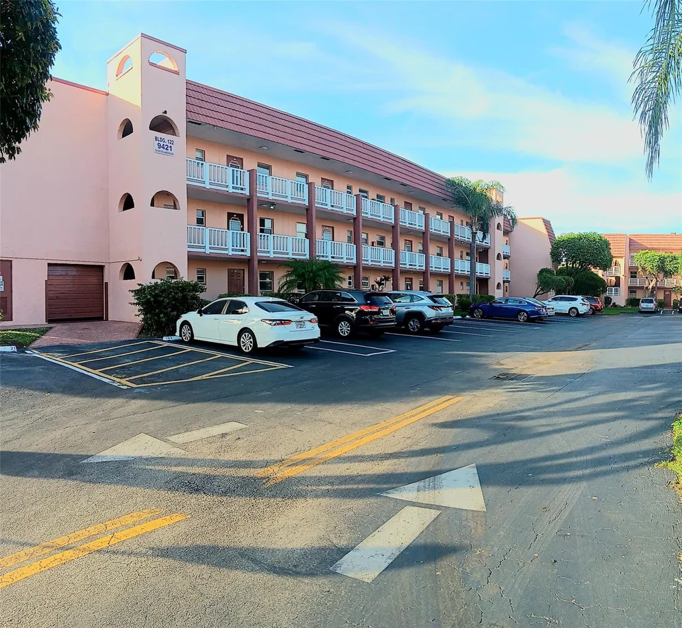 Unit for sale at 9421 E Sunrise Lakes Boulevard, Sunrise, FL 33322
