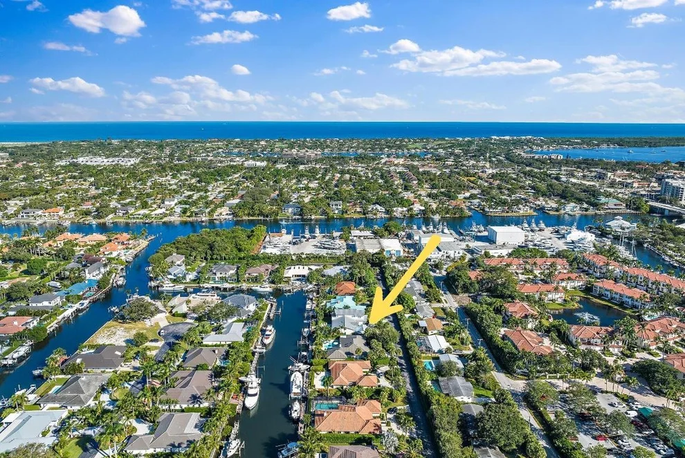 Unit for sale at 2414 Bay Village Court, Palm Beach Gardens, FL 33410