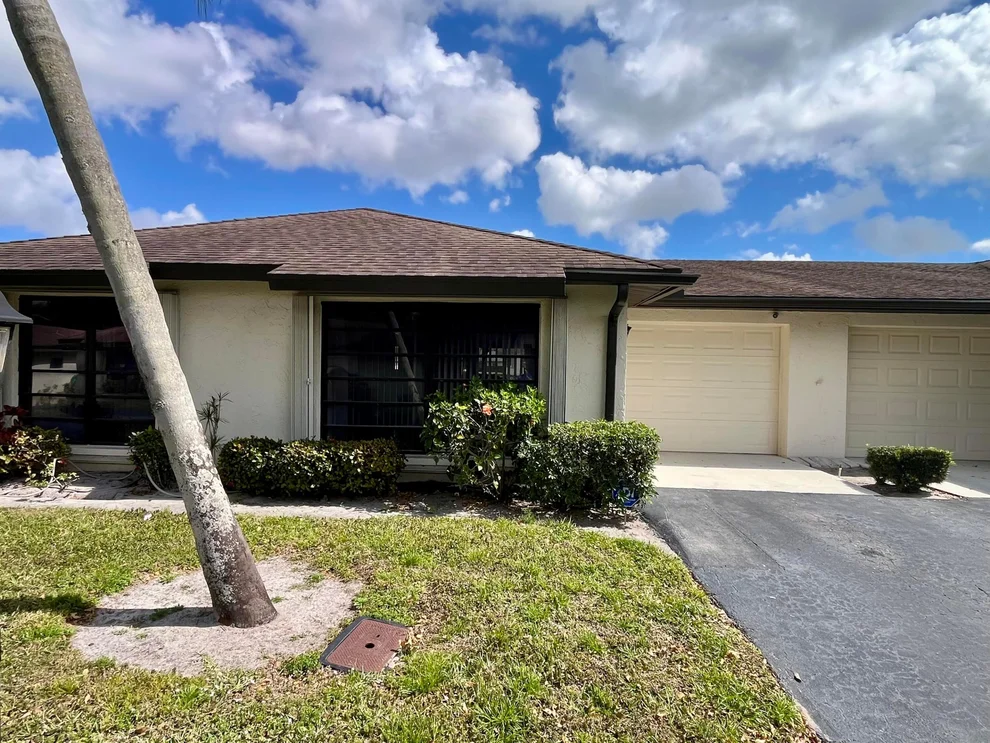Unit for sale at 4951 Equestrian Circle, Boynton Beach, FL 33436