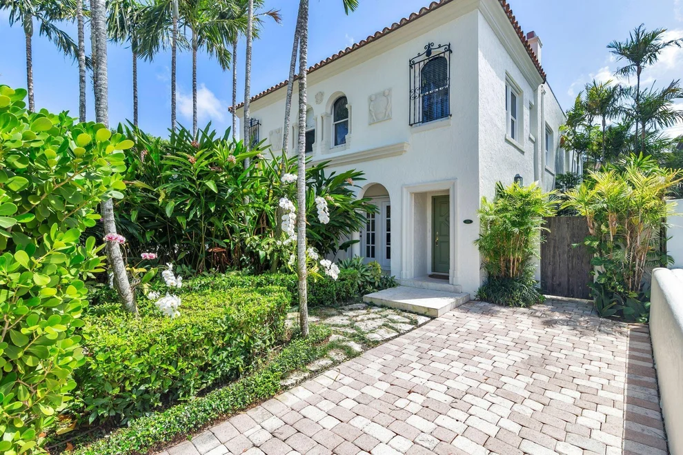 Unit for sale at 328 Chilean Avenue, Palm Beach, FL 33480