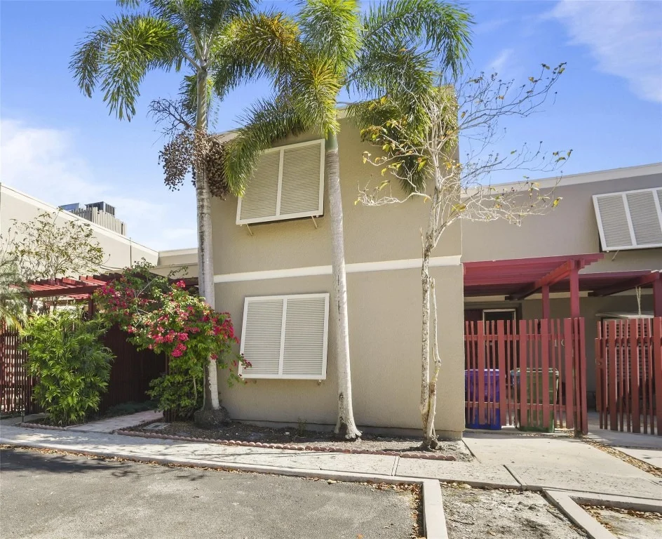 Unit for sale at 1111 Windward Drive, Pembroke Pines, FL 33026