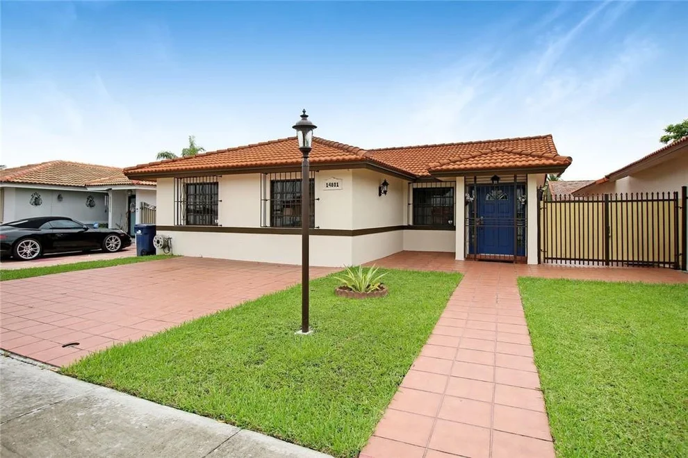 Unit for sale at 14801 SW 58th Street, Miami, FL 33193