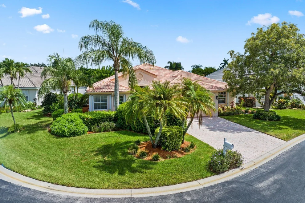 Unit for sale at 2532 Egret Lake Drive, Greenacres, FL 33413