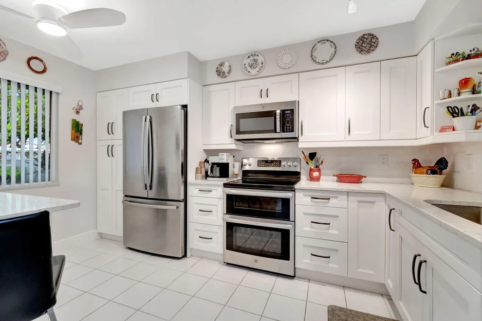 Unit for sale at 14096 Huntington Pointe Drive, Delray Beach, FL 33484