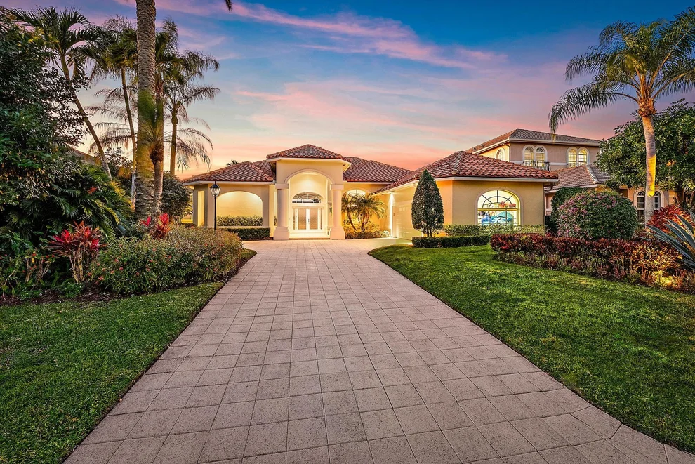Unit for sale at 52 Cayman Place, Palm Beach Gardens, FL 33418