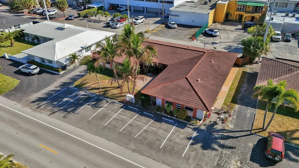 Unit for sale at 2732 NE 32 Street, Fort Lauderdale, FL 33306
