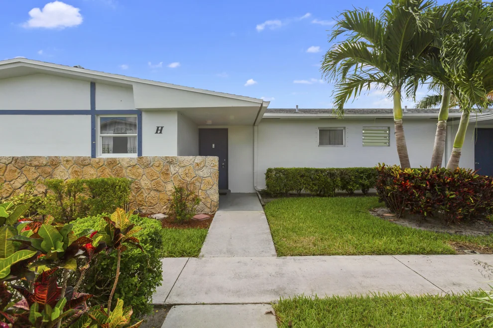 Unit for sale at 2667 Emory Drive W, West Palm Beach, FL 33415