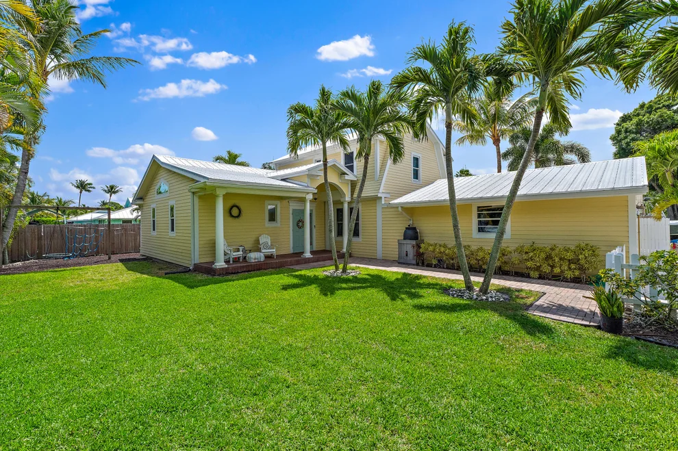 Unit for sale at 715 Warren Drive, Jupiter, FL 33458