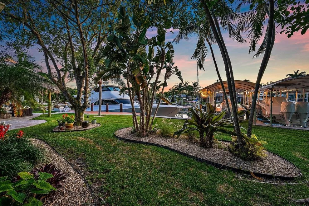 Unit for sale at 14077 Paradise Point Road, Palm Beach Gardens, FL 33410