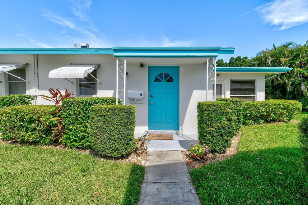 Unit for sale at 3104 Meridian Way N, Palm Beach Gardens, FL 33410