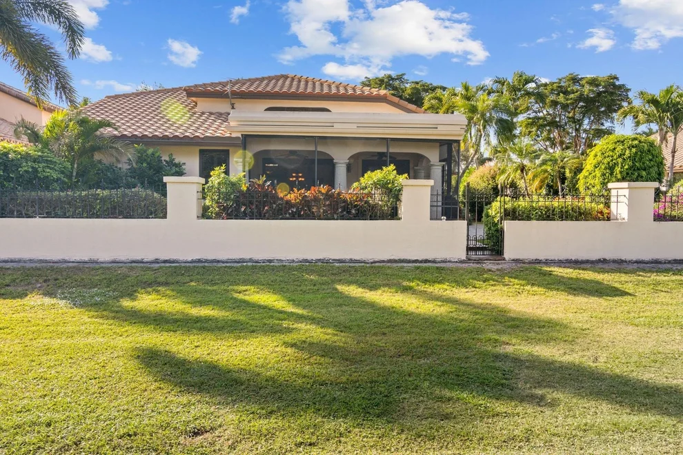 Unit for sale at 592 Deer Creek Viaduct, Deerfield Beach, FL 33442