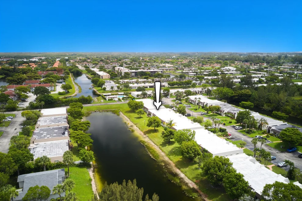 Unit for sale at 175 Lake Susan Lane, West Palm Beach, FL 33411