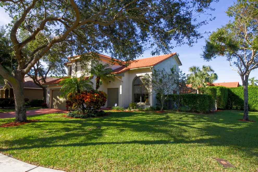 Unit for sale at 10694 San Bernardino Way, Boca Raton, FL 33428