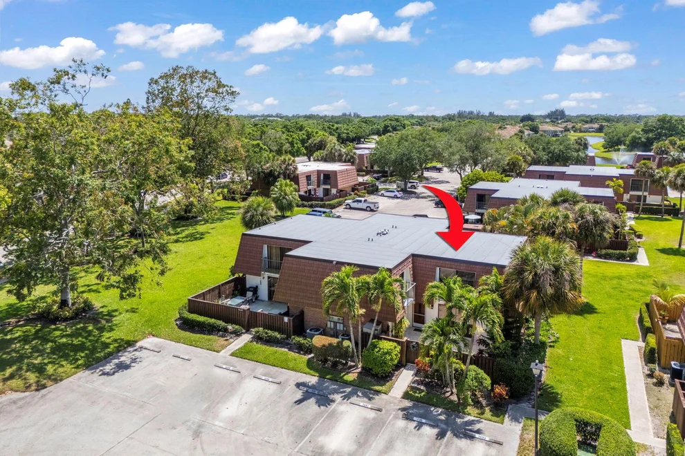 Unit for sale at 3683 SW Sunset Trace Circle, Palm City, FL 34990