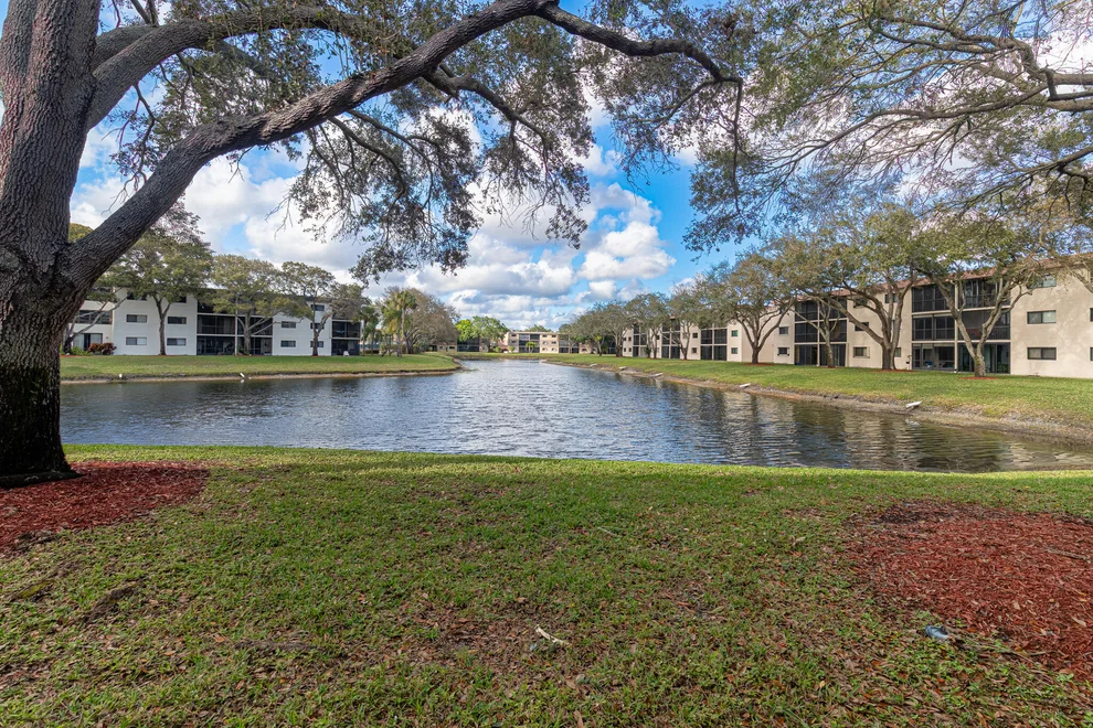 Unit for sale at 15456 Pembridge Drive, Delray Beach, FL 33484